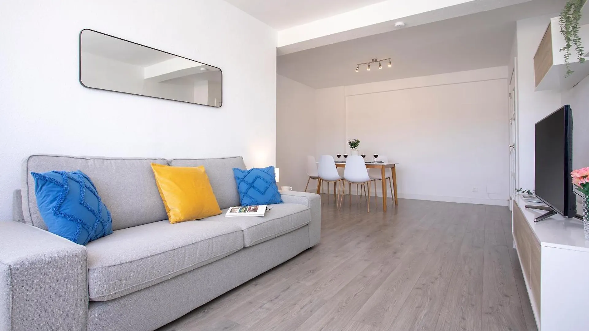 Apartment Mrapartment Centre&Beach Airport&Train Malaga Spain