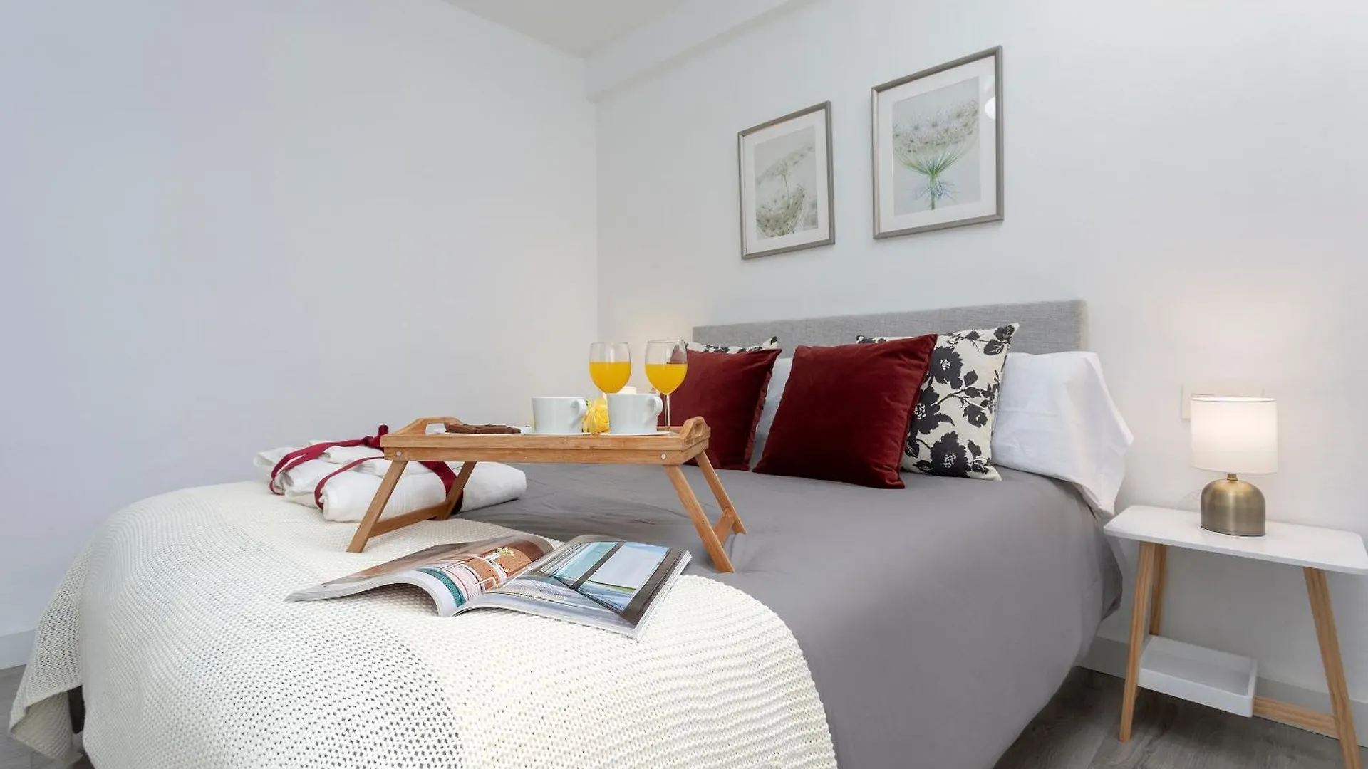 Mrapartment Centre&Beach Airport&Train Malaga 0*,